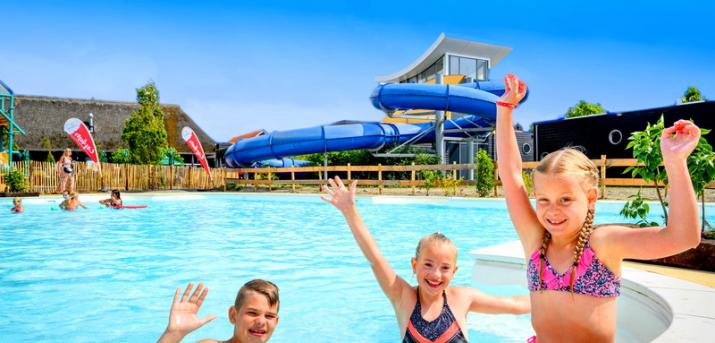 Campingplatz  Capfun Vakantiepark De Pekelinge  Niederlande  am Meer   Wald  Hunde erlaubt  familienfreundlich  5 Sterne  Touristikstellpltze   Dauerstellpltze  Reisemobilstellpltze  Miet-Mobilheime   Miet-Wohnwagen